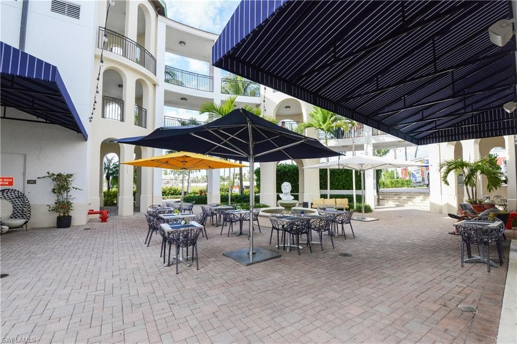 1530 5th AVE S # 208C, NAPLES FL 34102-45