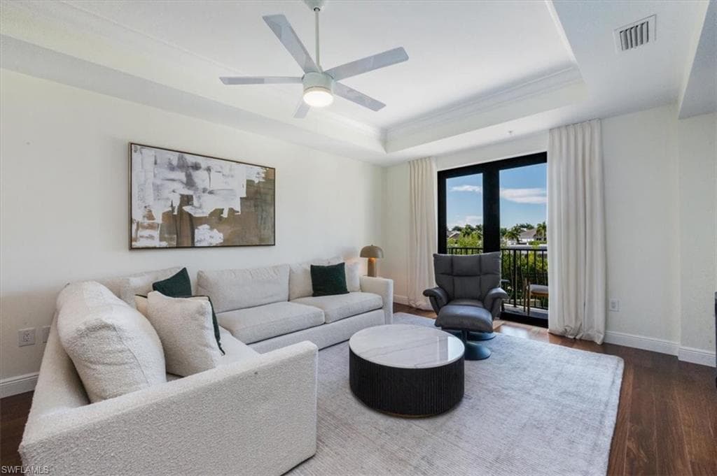 1530 5th AVE S # 208C, NAPLES FL 34102-11