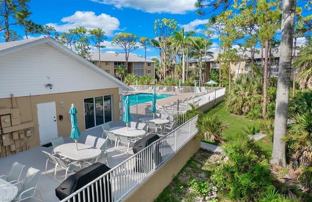 3012 Sandpiper Bay CIR # D102, NAPLES FL 34112-12