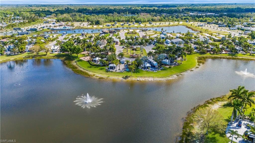 10211 Surfwood CT, FORT MYERS FL 33905-10