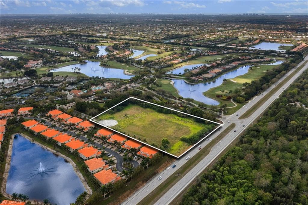 000 Parklands LEE C/E, BONITA SPRINGS FL 34135-3