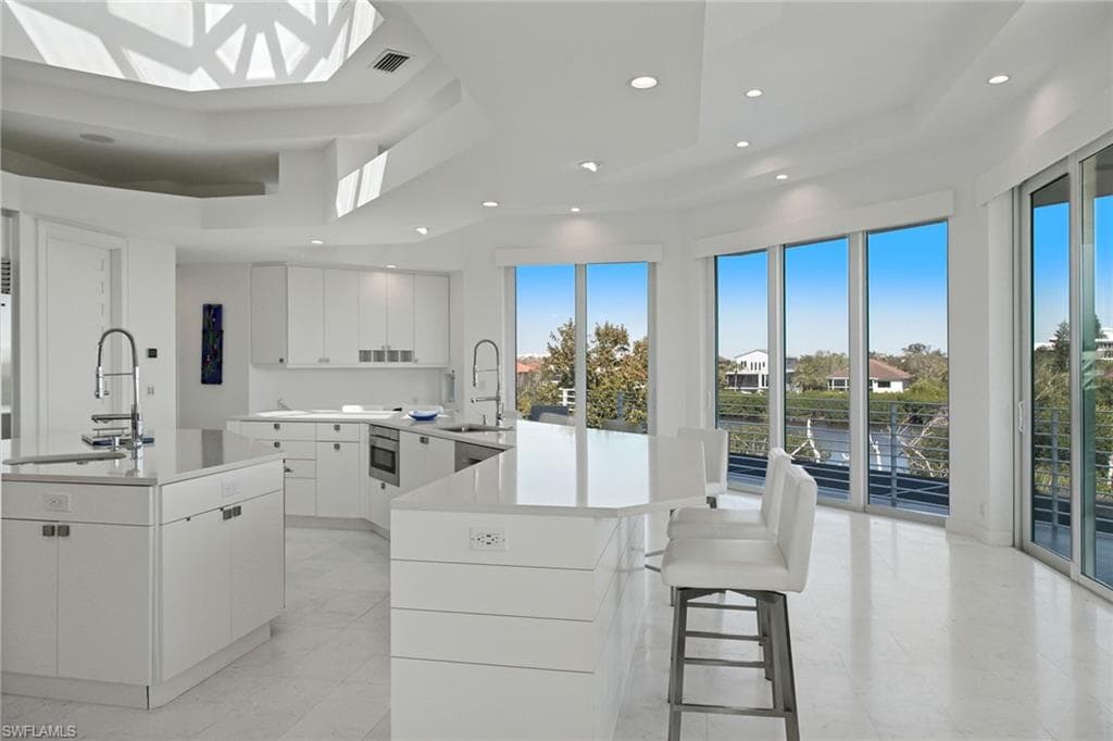 795 Waterside DR-26