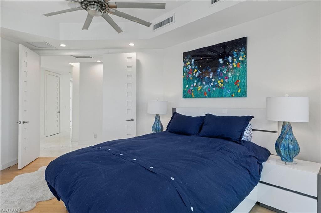 795 Waterside DR-46