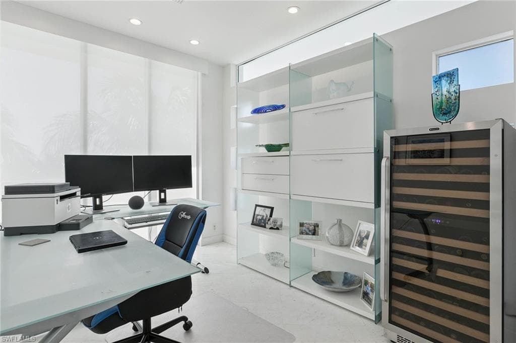 795 Waterside DR-42