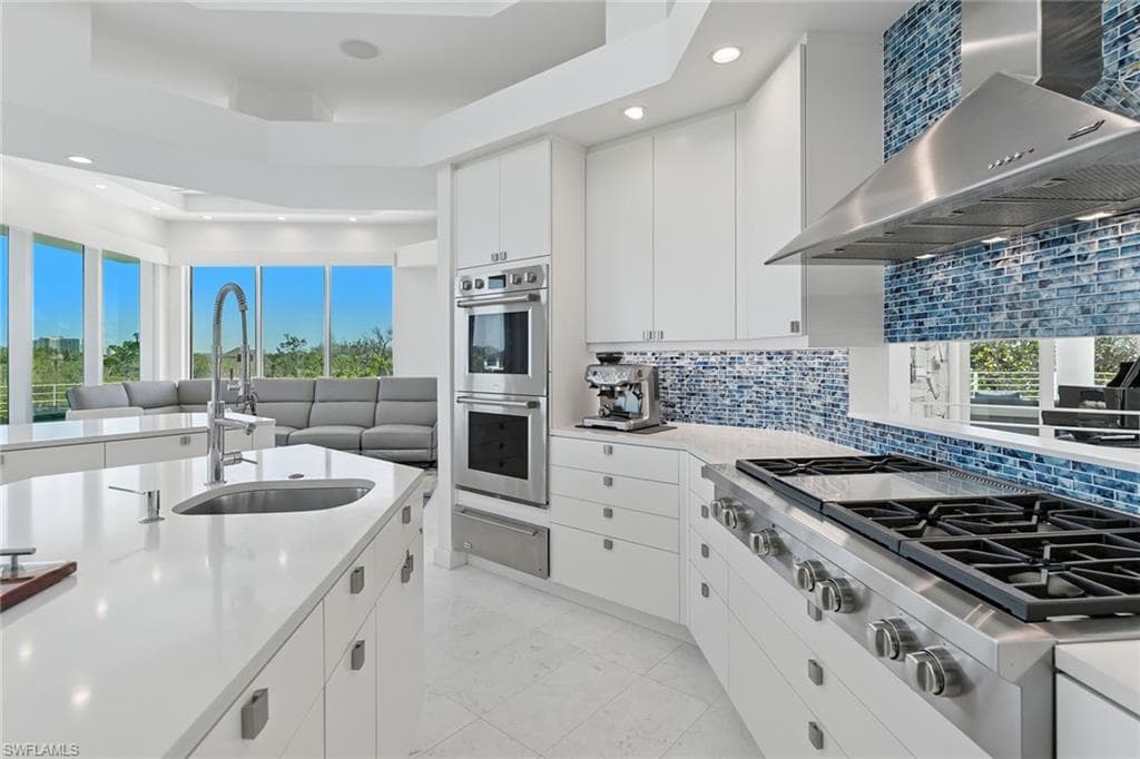 795 Waterside DR-32