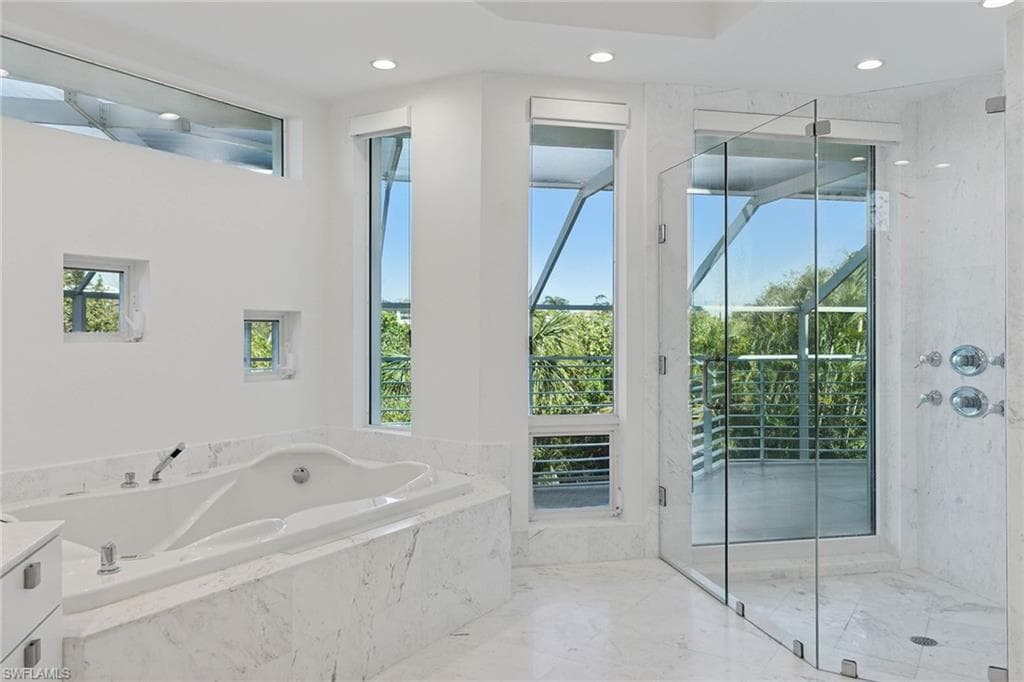 795 Waterside DR-39