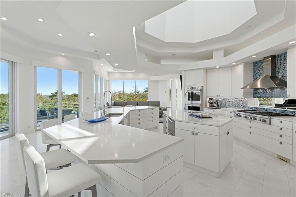 795 Waterside DR-30