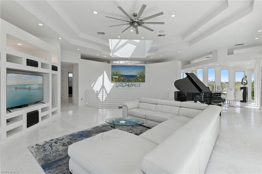795 Waterside DR-20