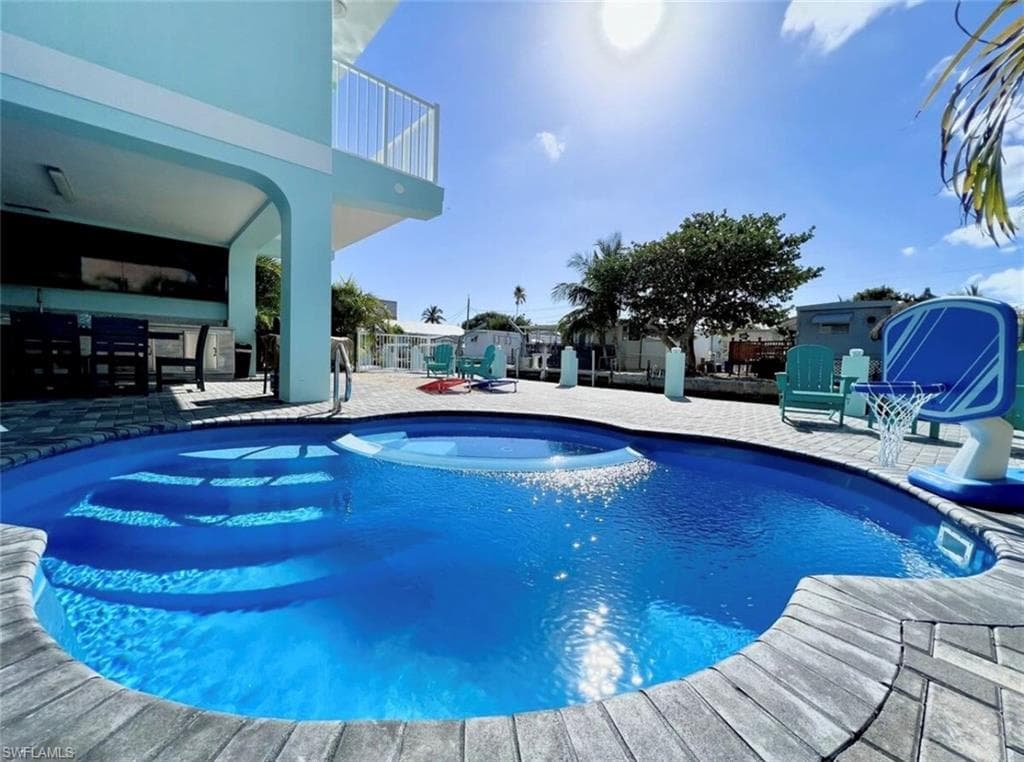 1021 82nd ST, MARATHON FL 33050-26