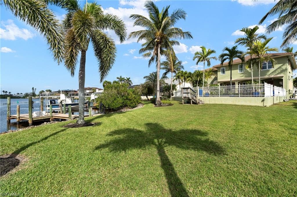 5701 Harborage DR, FORT MYERS FL 33908-45