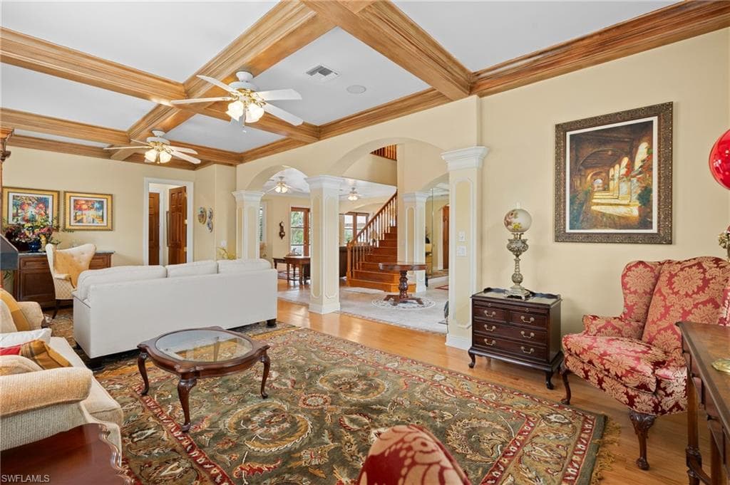 5701 Harborage DR, FORT MYERS FL 33908-18