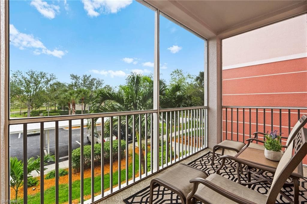 11700 Pasetto LN # 207, FORT MYERS FL 33908-22