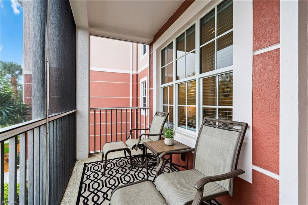 11700 Pasetto LN # 207, FORT MYERS FL 33908-21