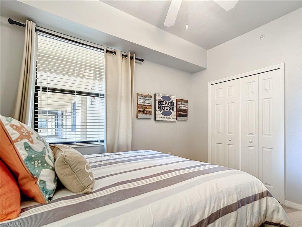 9715 Acqua CT # 127, NAPLES FL 34113-36