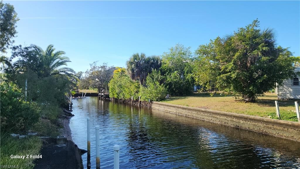 27575 Tarpon WAY, BONITA SPRINGS FL 34134-1