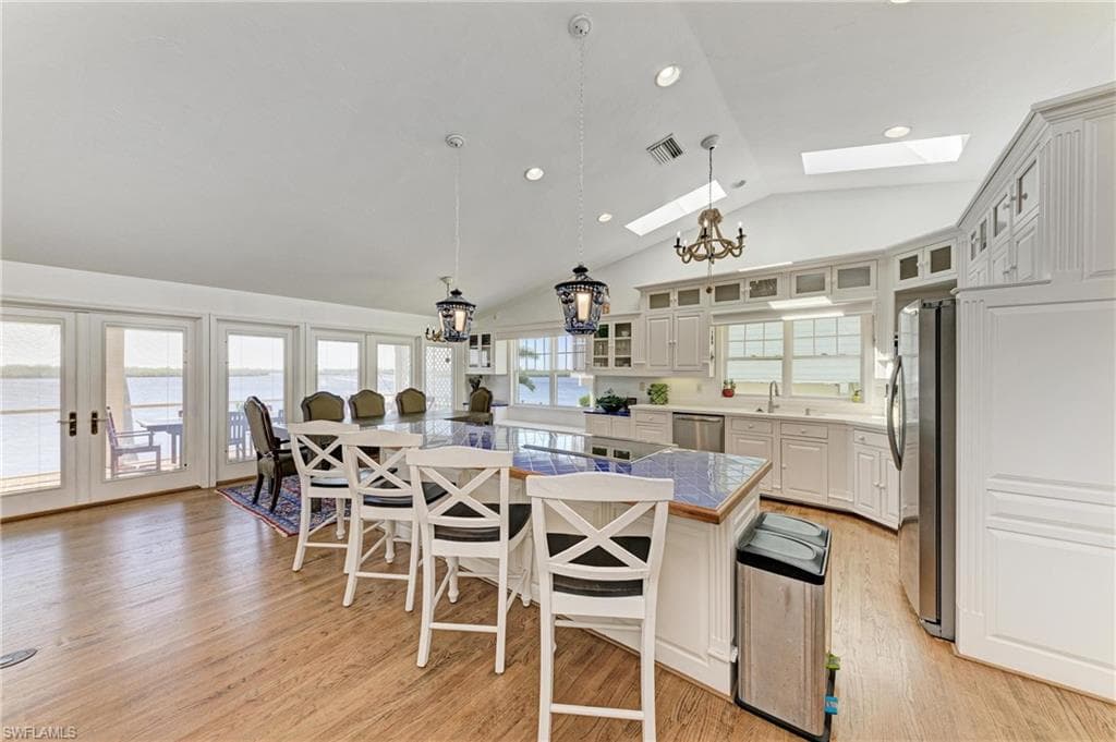 3790 Peace River DR, PUNTA GORDA FL 33983-12