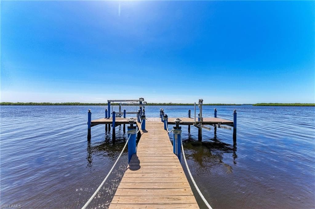 3790 Peace River DR, PUNTA GORDA FL 33983-48