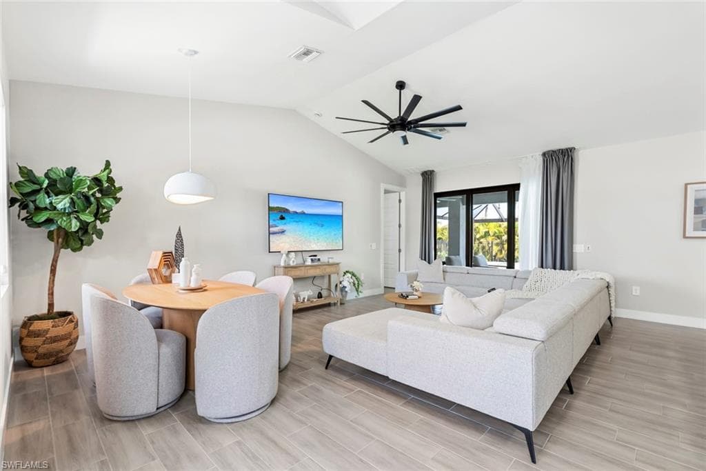 4600 Key Largo LN, BONITA SPRINGS FL 34134-2