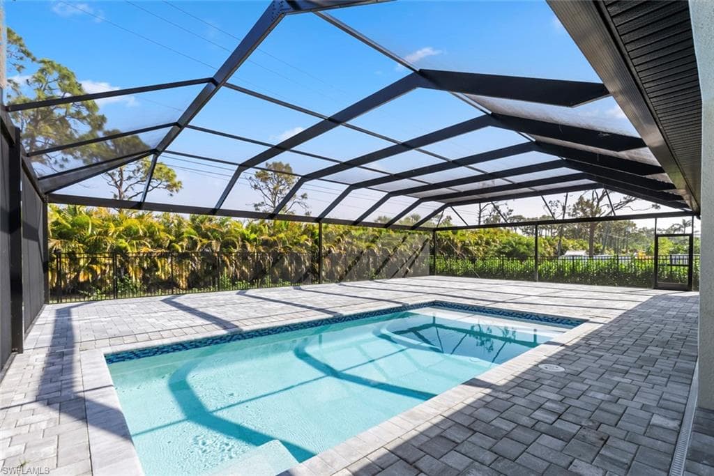 4600 Key Largo LN, BONITA SPRINGS FL 34134-32