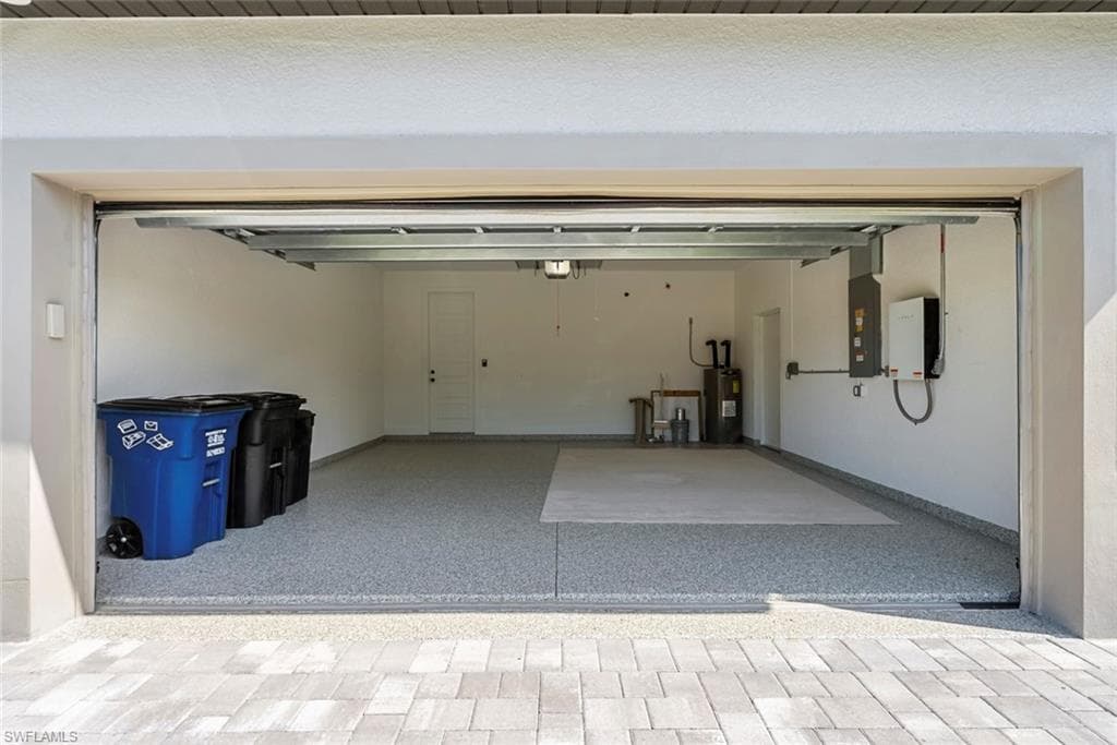 4600 Key Largo LN, BONITA SPRINGS FL 34134-40