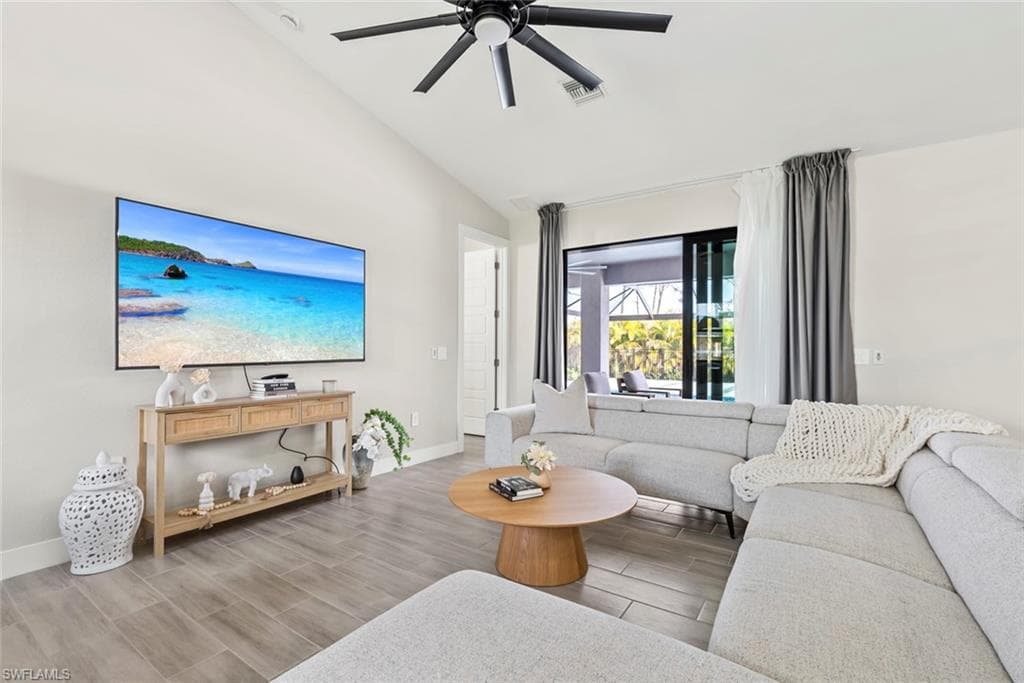 4600 Key Largo LN, BONITA SPRINGS FL 34134-3