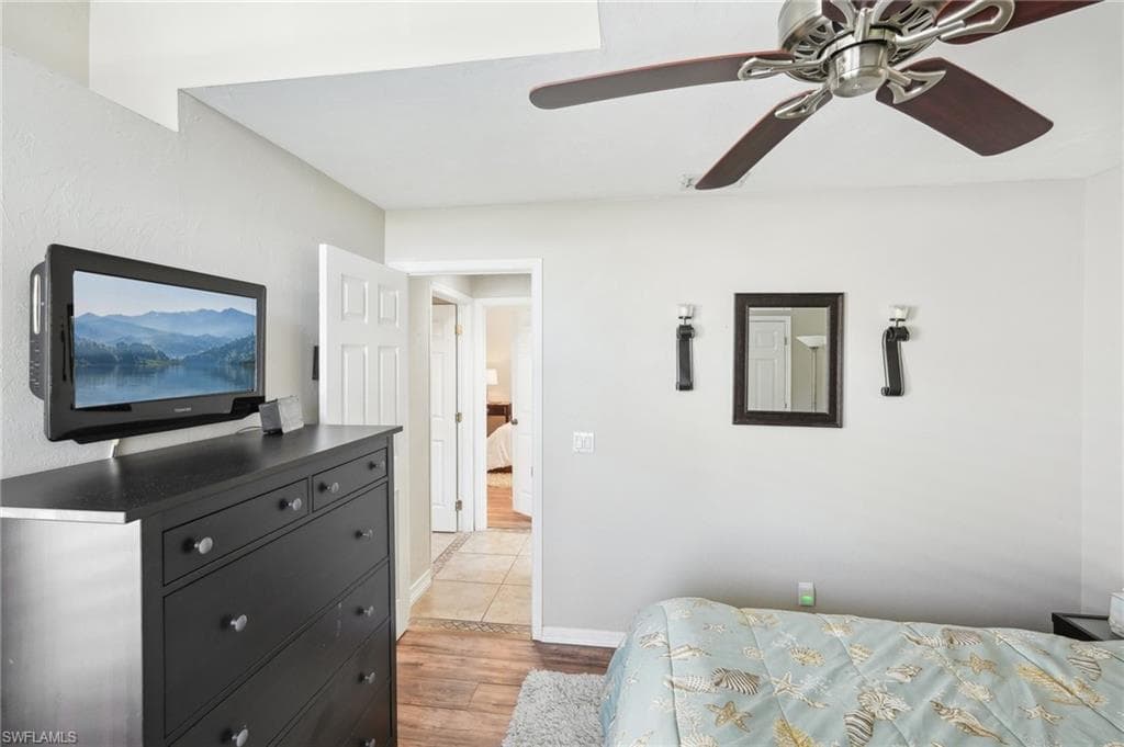 518 Cormorant CV, NAPLES FL 34113-22