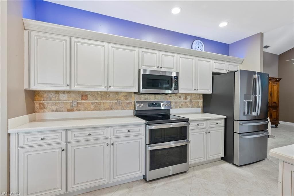 28621 Carriage Home DR # 204, BONITA SPRINGS FL 34134-22