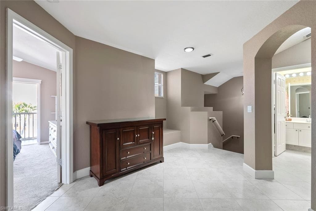 28621 Carriage Home DR # 204, BONITA SPRINGS FL 34134-5