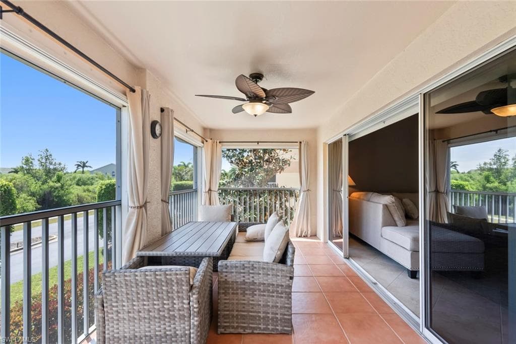 28621 Carriage Home DR # 204, BONITA SPRINGS FL 34134-37