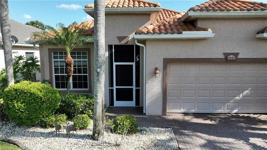 4642 Baincrest CT, LEHIGH ACRES FL 33973-37