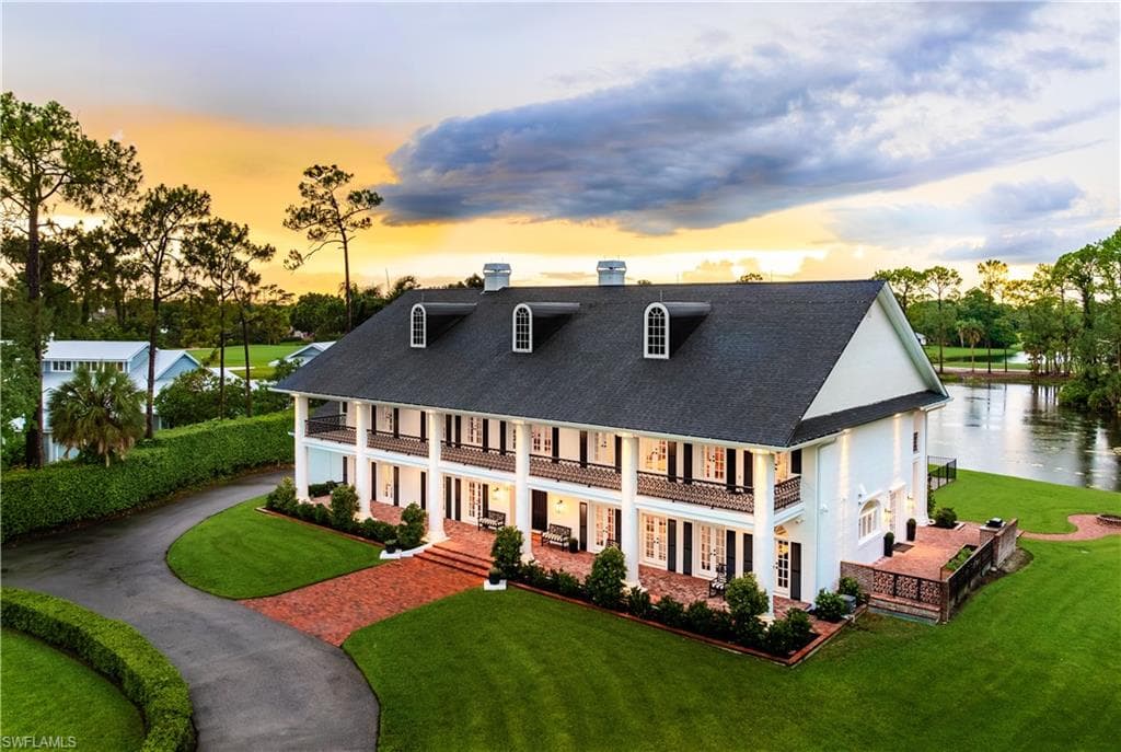 13189 VALEWOOD DR, NAPLES FL 34119-2