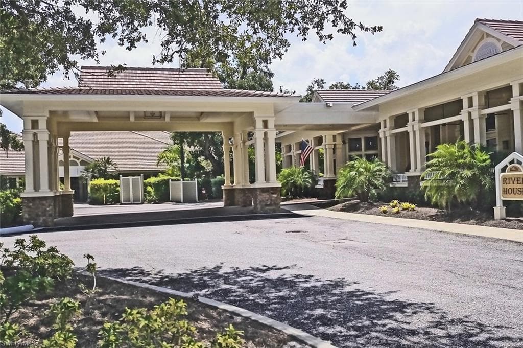 3091 Meandering WAY # 102, FORT MYERS FL 33905-33