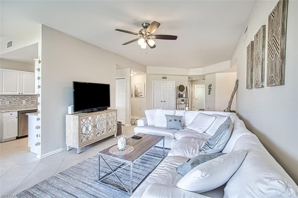 3091 Meandering WAY # 102, FORT MYERS FL 33905-9