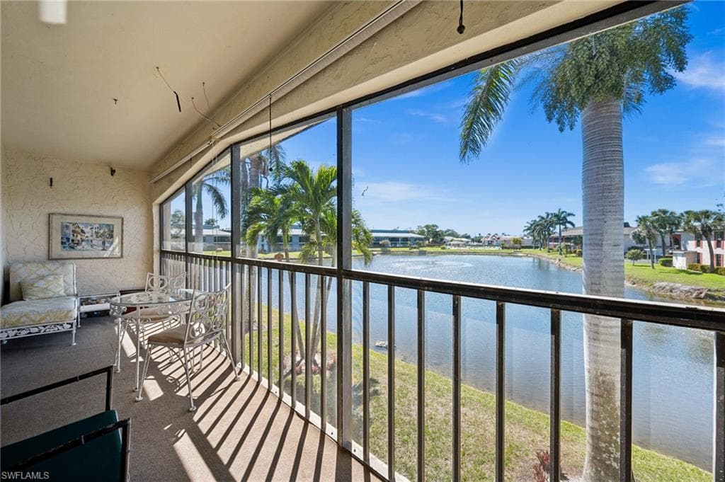 4640 Chantelle DR # N203, NAPLES FL 34112-1