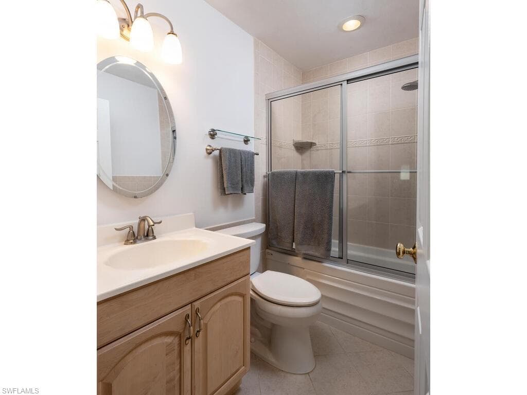 1036 Lake Shore CT, NAPLES FL 34103-9
