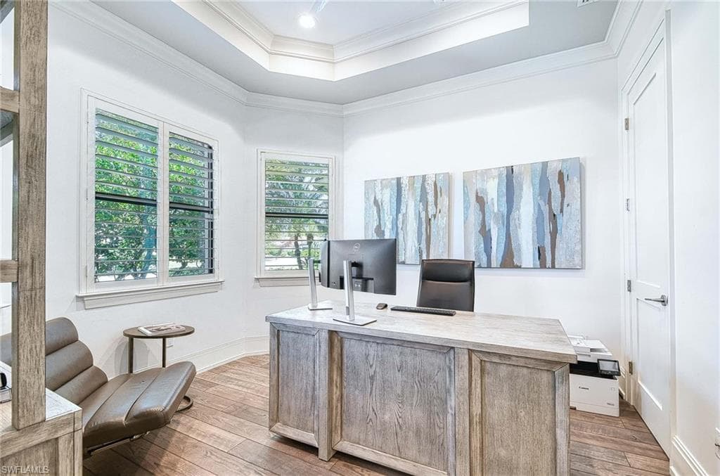 2867 Coco Lakes DR, NAPLES FL 34105-11