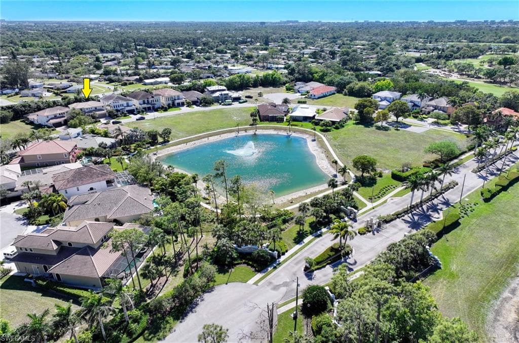 2867 Coco Lakes DR, NAPLES FL 34105-40