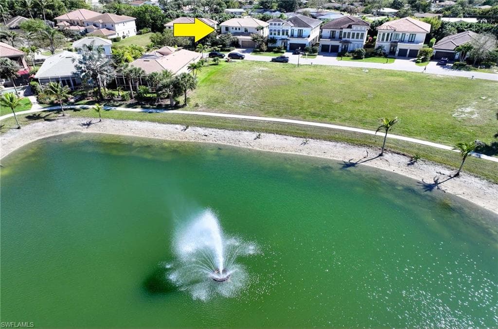 2867 Coco Lakes DR, NAPLES FL 34105-43
