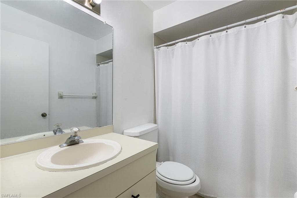 3368 Timberwood CIR, NAPLES FL 34105-13