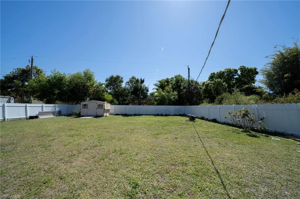 1862 Moreno AVE, FORT MYERS FL 33901-25