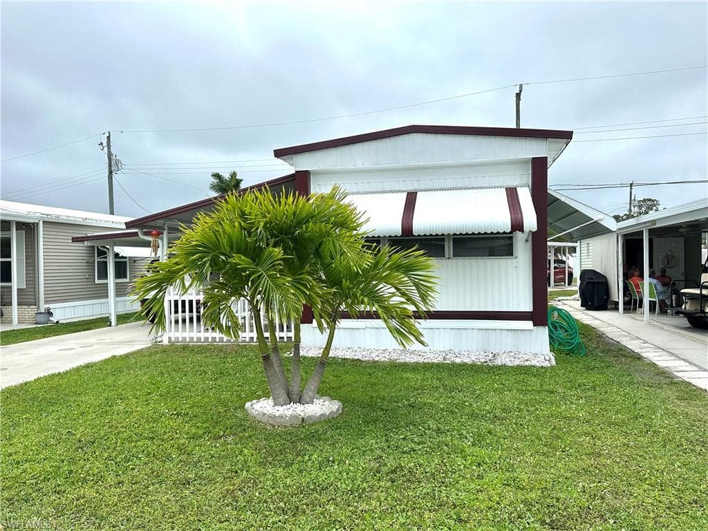 20660 Port DR, ESTERO FL 33928-2