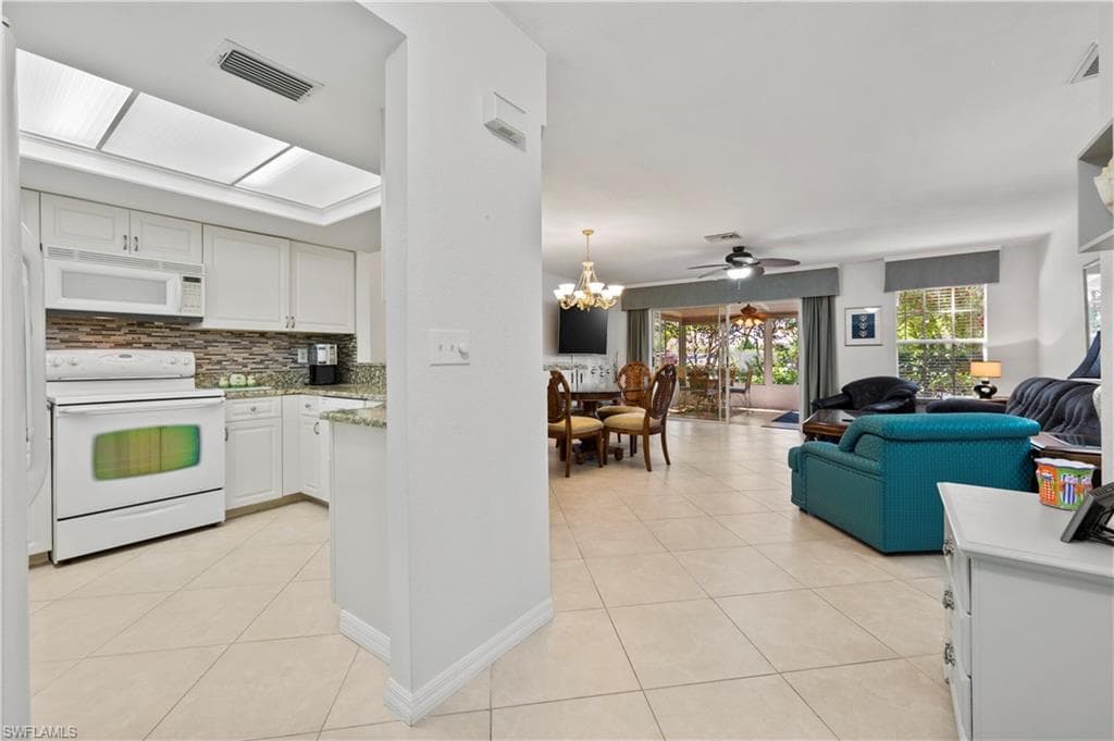 4259 Ute CT, ESTERO FL 33928-6