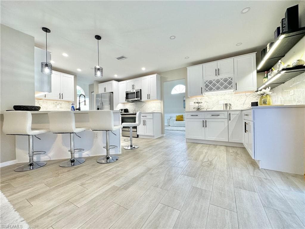 3639 Kent DR, NAPLES FL 34112-12