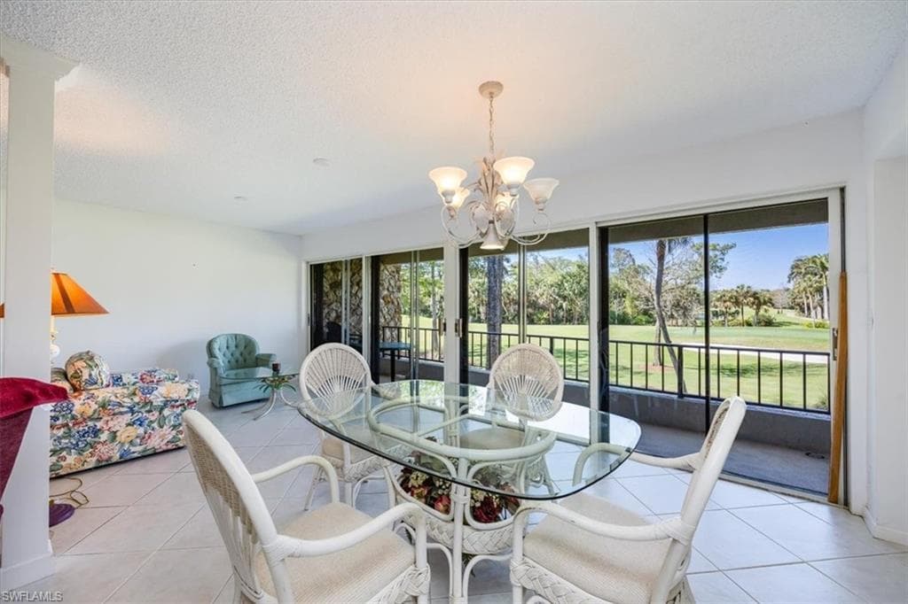 102 Wilderness WAY # 244, NAPLES FL 34105-4