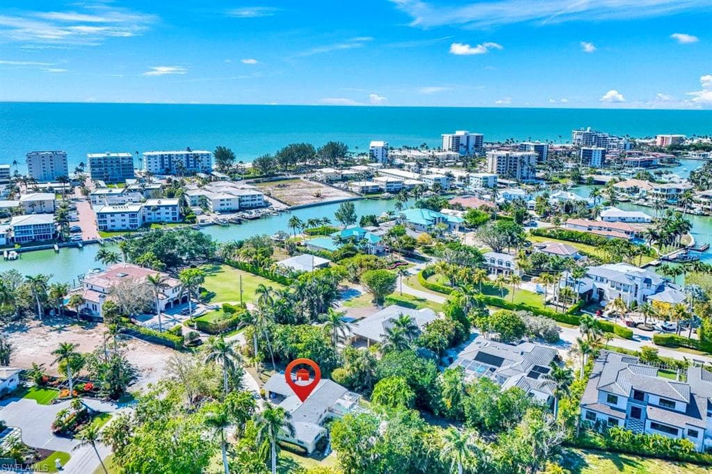 289 Spring Line DR, NAPLES FL 34102-6