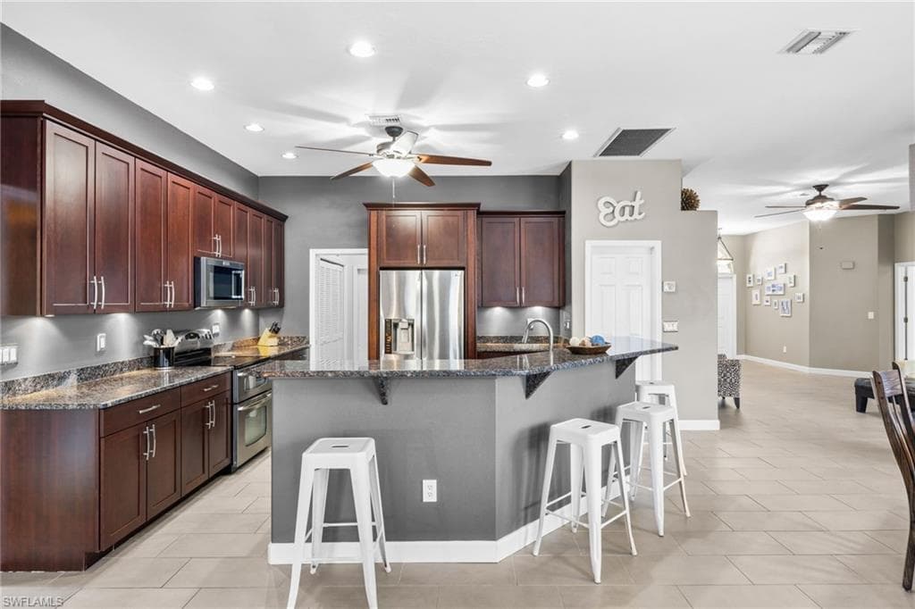 12471 Woodtimber LN, FORT MYERS FL 33913-9