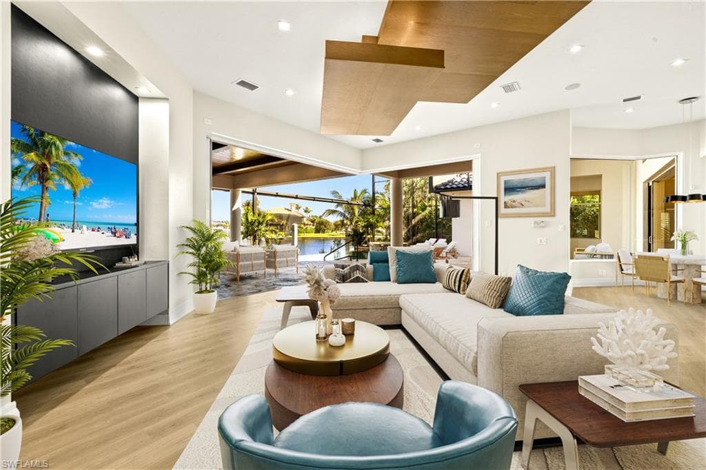 4831 Conover CT, FORT MYERS FL 33908-12