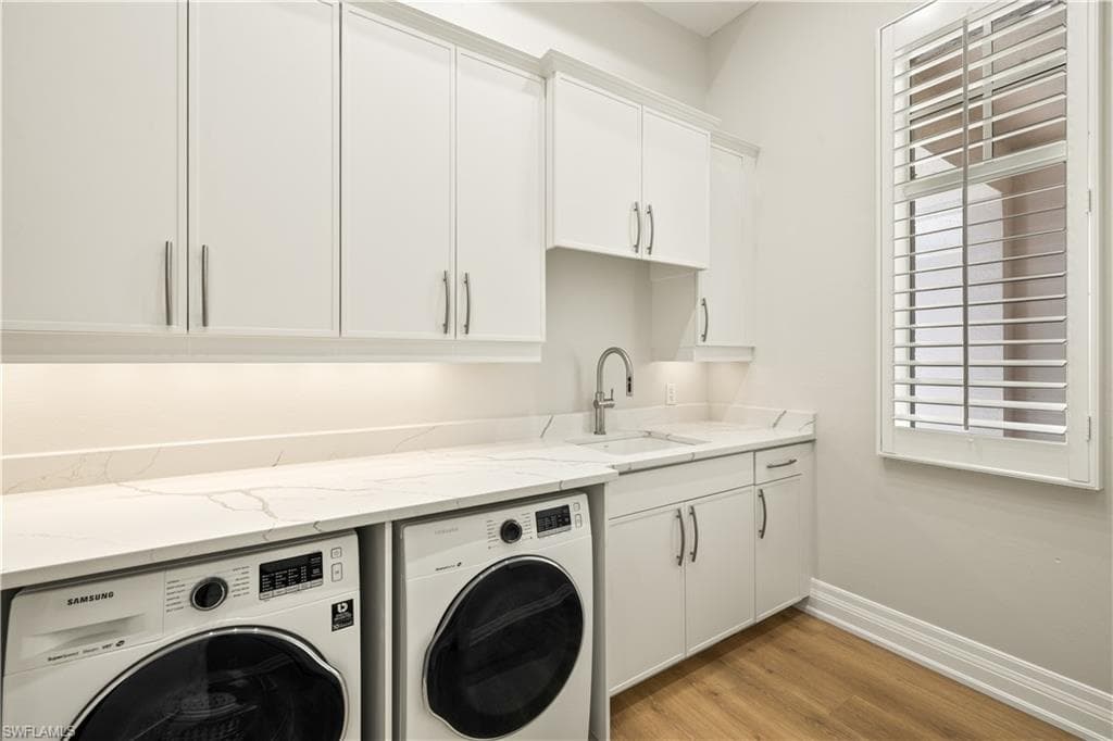 4831 Conover CT, FORT MYERS FL 33908-36