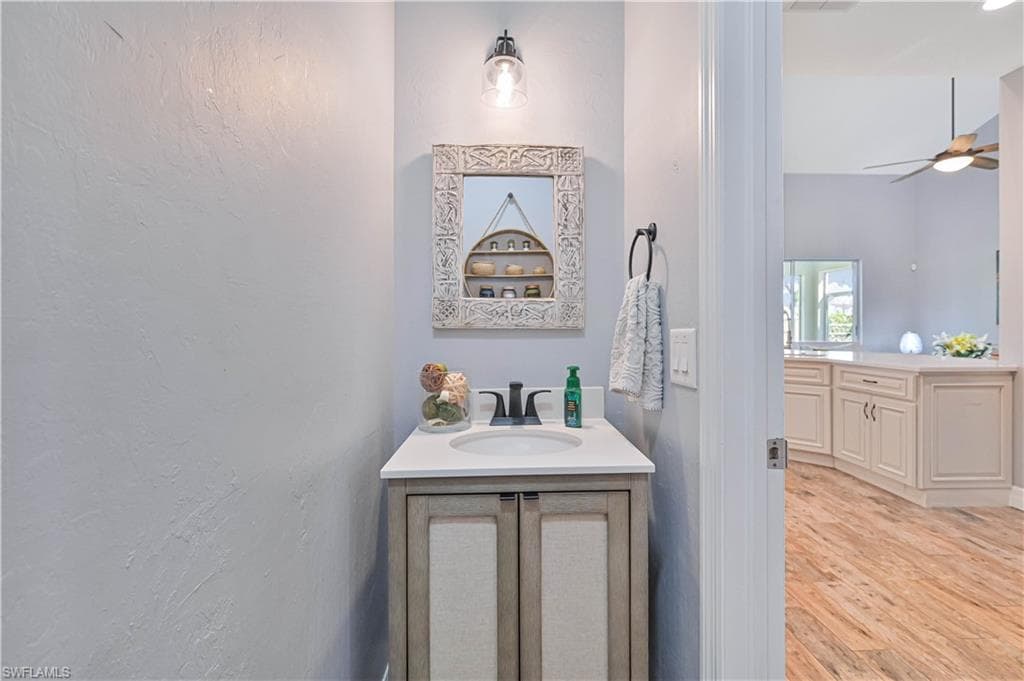 69 Burnt Pine DR, NAPLES FL 34119-21