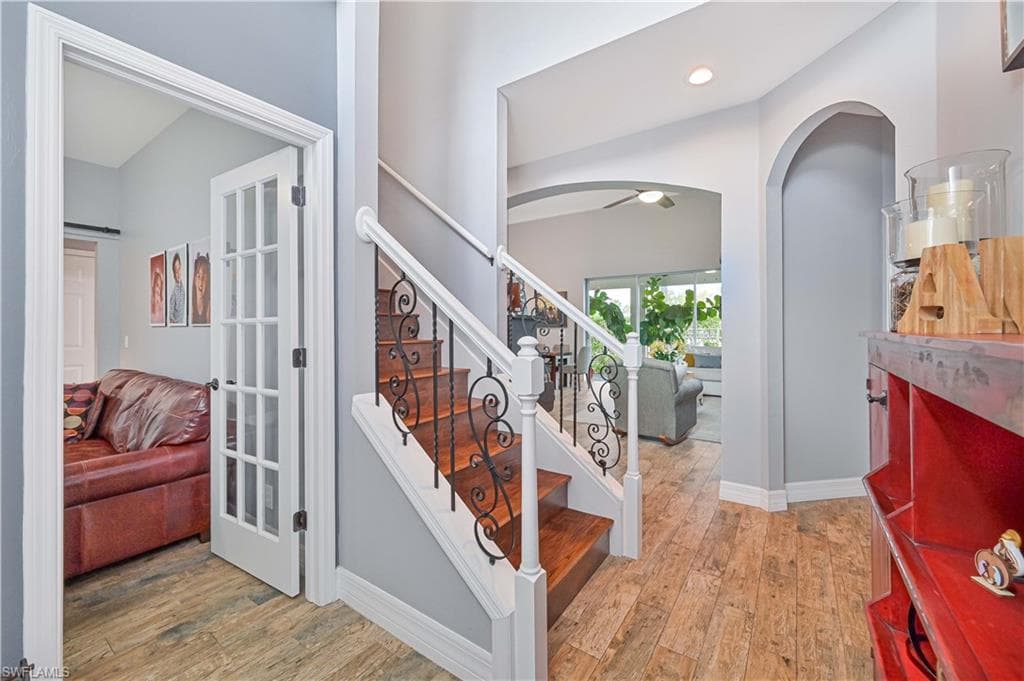 69 Burnt Pine DR, NAPLES FL 34119-6